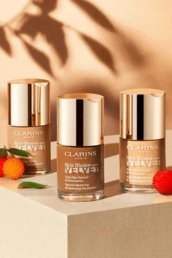 Fond de teint effet mat naturel & hydratation Skin Illusion Velvet
