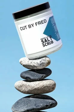 Gommage lavant cheveux Depolluting Salt Scrub