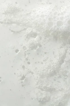 Mousse nettoyante visage à l’acide glycolique